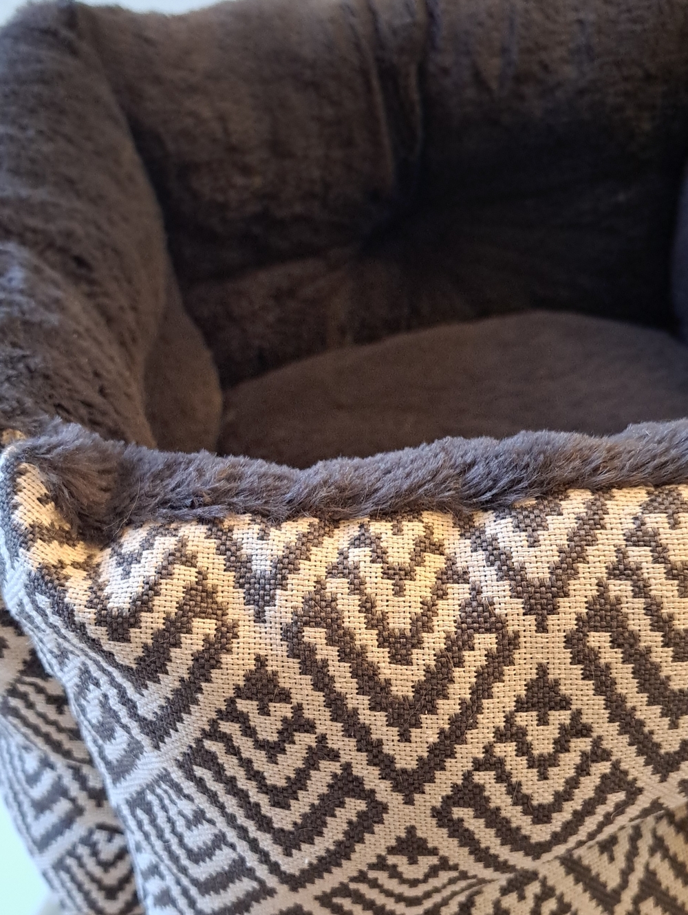 Plush Gray Patterned Home Accent Pet Bed